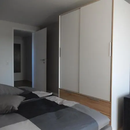 Karen&lemmi Risum-Lindholm